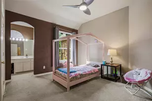 9024 Bottlebrush Ln, Irving, TX 75063 - Photo 31
