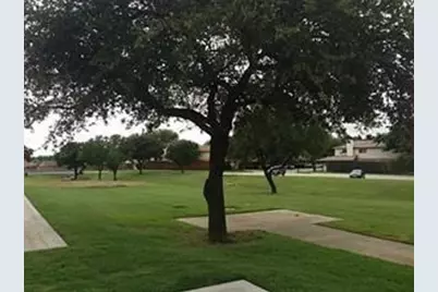 2020 Via Bravo, Carrollton, TX 75006 - Photo 23