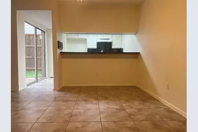 2020 Via Bravo, Carrollton, TX 75006 - Photo 9