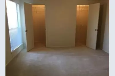 2020 Via Bravo, Carrollton, TX 75006 - Photo 3