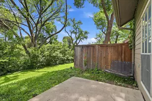 8430 Brittania Way, Dallas, TX 75243 - Photo 17