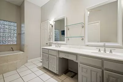 209 Oak Hill Drive, Trophy Club, TX 76262 - Photo 7