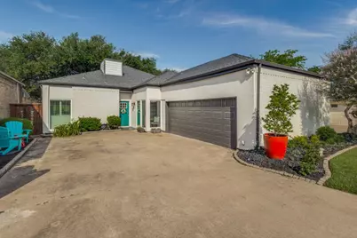 209 Oak Hill Drive, Trophy Club, TX 76262 - Photo 1