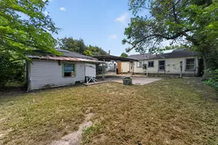 6227 Lovett Ave, Dallas, TX 75227 - Photo 33