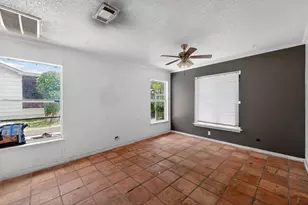 6227 Lovett Ave, Dallas, TX 75227 - Photo 17