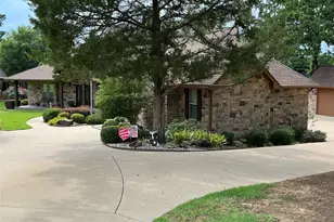 275 Jackson Cir, Kerens, TX 75144 - Photo 3