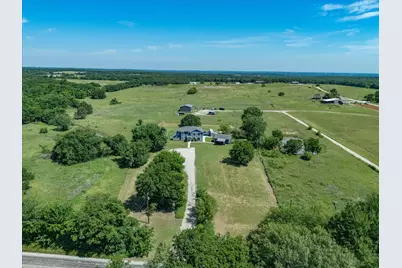 1184 County Road 1785, Sunset, TX 76270 - Photo 39