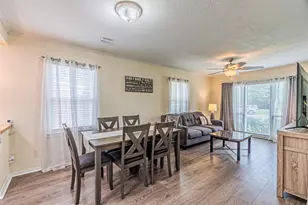 120 E Scotland Dr, Irving, TX 75062 - Photo 5