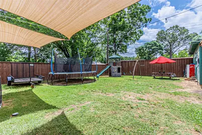 120 E Scotland Drive, Irving, TX 75062 - Photo 23