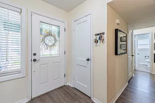 120 E Scotland Dr, Irving, TX 75062 - Photo 3