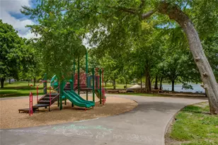 714 W Canty St, Dallas, TX 75208 - Photo 29