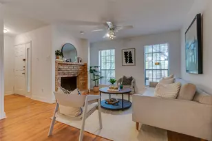 714 W Canty St, Dallas, TX 75208 - Photo 3
