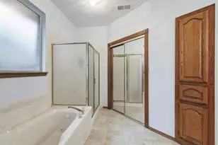 1424 Oakwood Ct, Flower Mound, TX 75028 - Photo 23