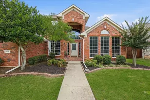 1424 Oakwood Ct, Flower Mound, TX 75028 - Photo 1