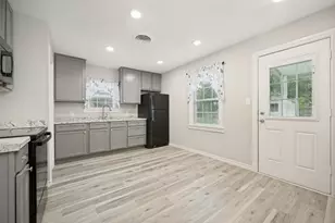 717 Small St, Bowie, TX 76230 - Photo 11