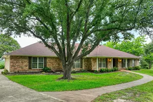 1113 Mockingbird Cir, Ennis, TX 75119 - Photo 39