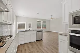 1021 Camphor St, Hickory Creek, TX 75065 - Photo 17
