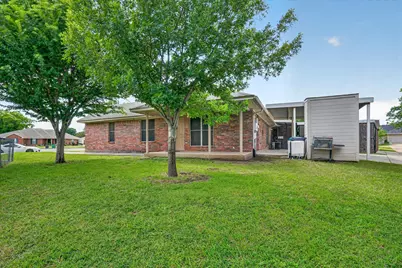 3132 Cedar Hill Street, Denton, TX 76209 - Photo 3