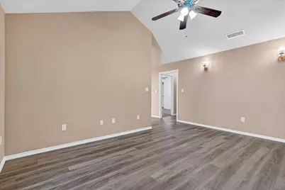 3132 Cedar Hill Street, Denton, TX 76209 - Photo 11