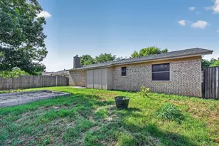 6516 Meadowview Ln, Watauga, TX 76148 - Photo 27