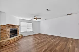 6516 Meadowview Ln, Watauga, TX 76148 - Photo 5