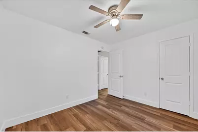6516 Meadowview Lane, Watauga, TX 76148 - Photo 17