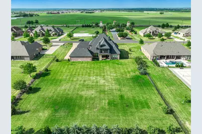 2011 Lariat Trail, Celina, TX 75009 - Photo 3