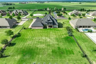 2011 Lariat Trail, Celina, TX 75009 - Photo 3