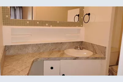 423 Columbia Circle, Irving, TX 75062 - Photo 21