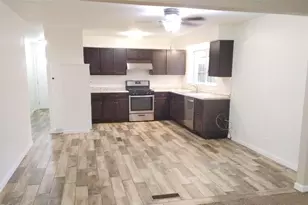 423 Columbia Cir, Irving, TX 75062 - Photo 13