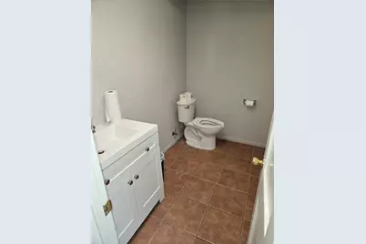 326 E Northwest Highway, Grapevine, TX 76051 - Photo 3