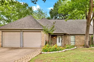 513 Harrington Ln, Euless, TX 76039 - Photo 1