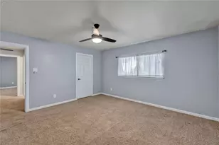 513 Harrington Ln, Euless, TX 76039 - Photo 15