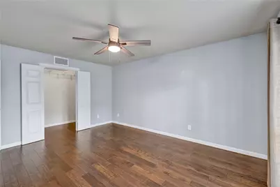 513 Harrington Lane, Euless, TX 76039 - Photo 13