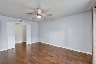 513 Harrington Ln, Euless, TX 76039 - Photo 13