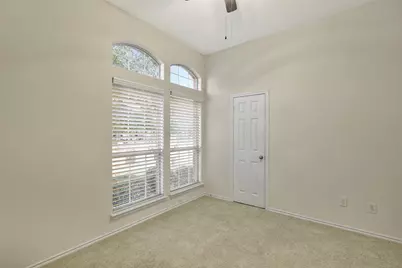 9205 Regal Oaks Drive, McKinney, TX 75072 - Photo 9