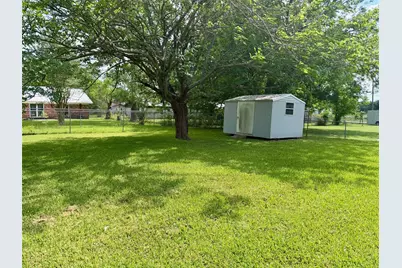 802 W 4th Street, Clarksville, TX 75426 - Photo 9