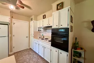 802 W 4th St, Clarksville, TX 75426 - Photo 5