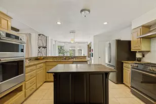 7105 Tophill Cir, Dallas, TX 75248 - Photo 11
