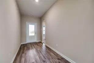204 Lake Ridge Dr, Princeton, TX 75407 - Photo 3