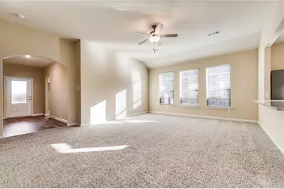 204 Lake Ridge Drive, Princeton, TX 75407 - Photo 5