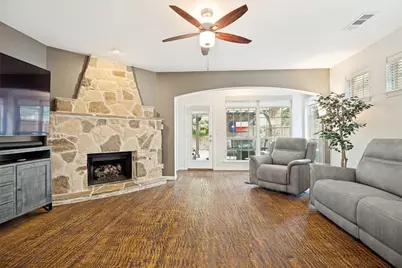 3509 Bans Crown Boulevard, Lewisville, TX 75056 - Photo 3