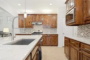 3509 Bans Crown Blvd, Lewisville, TX 75056 - Photo 9