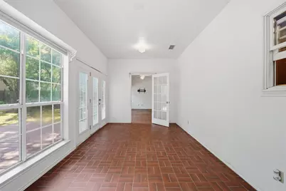 1000 Barry Lane, Cleburne, TX 76031 - Photo 23