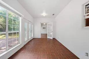 1000 Barry Ln, Cleburne, TX 76031 - Photo 23