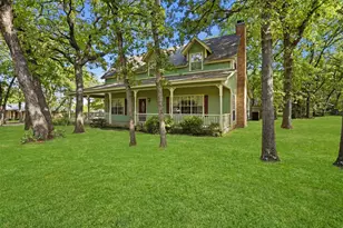 1000 Barry Ln, Cleburne, TX 76031 - Photo 5
