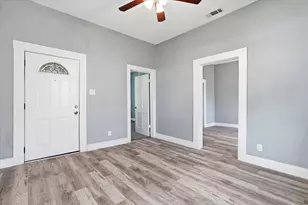 3454 Frazier Ave, Fort Worth, TX 76110 - Photo 3