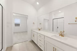 5915 Laurel Lk Ln, Pilot Point, TX 76258 - Photo 19