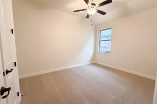 1028 Chambers Creek Cv, McKinney, TX 75071 - Photo 9