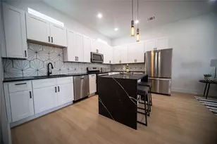 236 Urbane Crst Dr, Fort Worth, TX 76107 - Photo 7